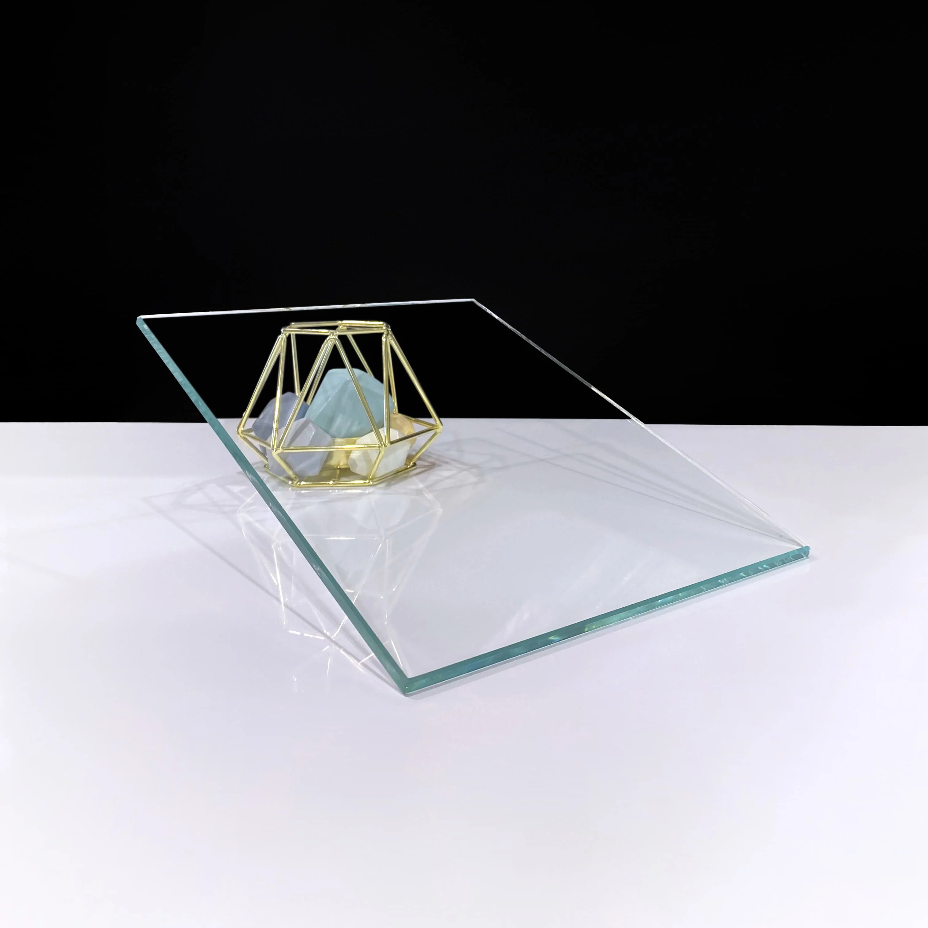 Стекло оконное 6 мм