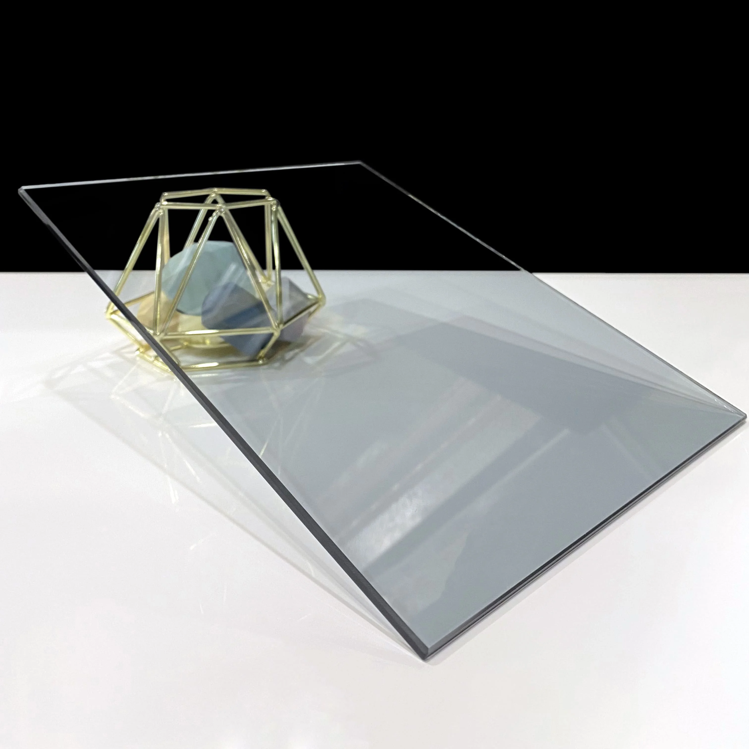 Тонированный графит 4 мм